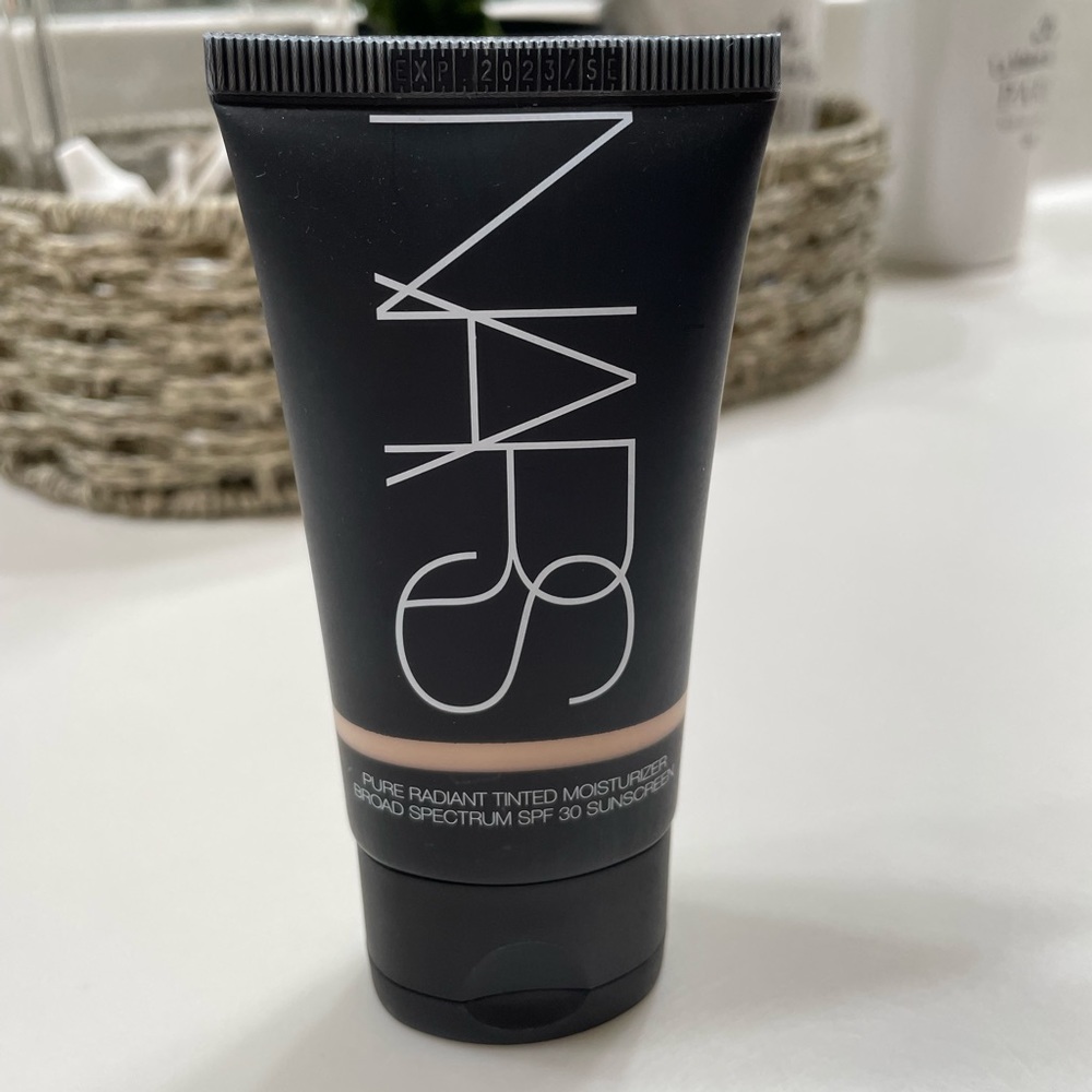 NARS tinted moisturizer